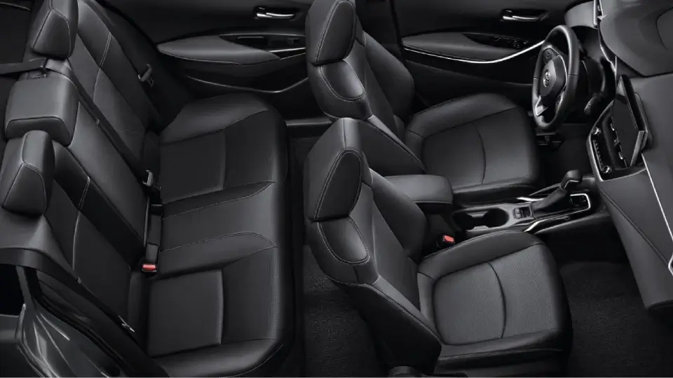 طراحی داخلی تویوتا کرولا