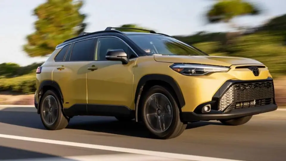 تویوتا کرولا کراس ۲۰۲۴